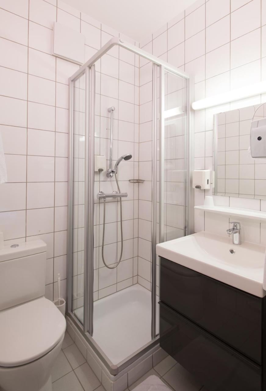 Hotel Geyer クラーゲンフルト エクステリア 写真